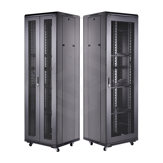 RACK CERRADO DE PISO 42UR NEGRO 600X1000MM